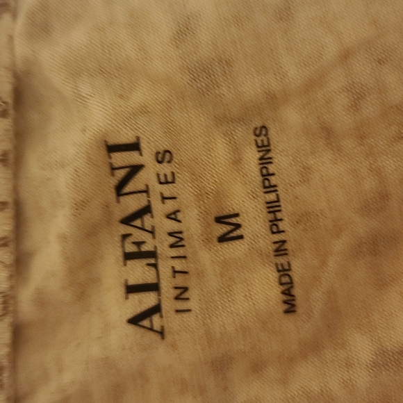 Alfani women's lounge pants size medium - Picture 6 of 7